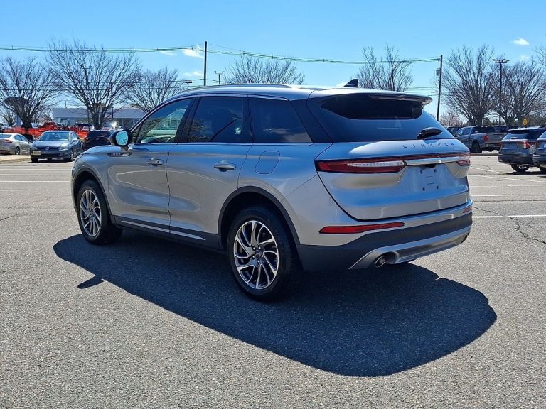 2022 Lincoln Corsair Standard AWD