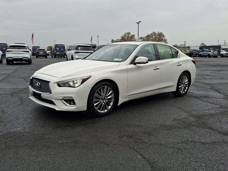 2023 INFINITI Q50 Q50