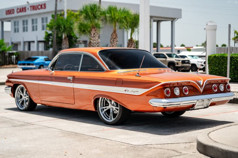 1961 Chevrolet Impala 