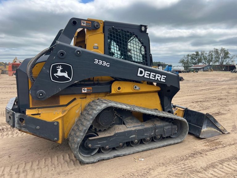2022 Deere 333G 