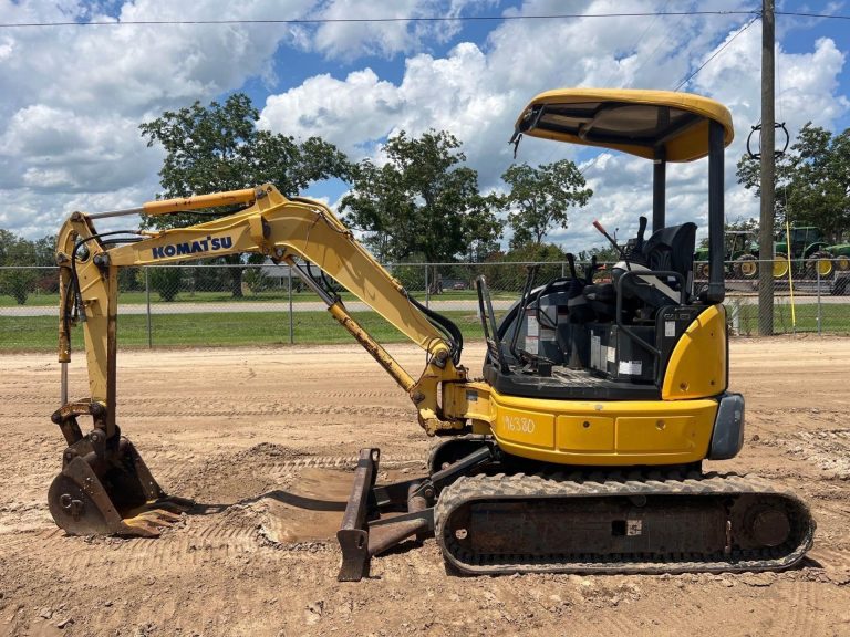 2007 Komatsu PC27MR-2 
