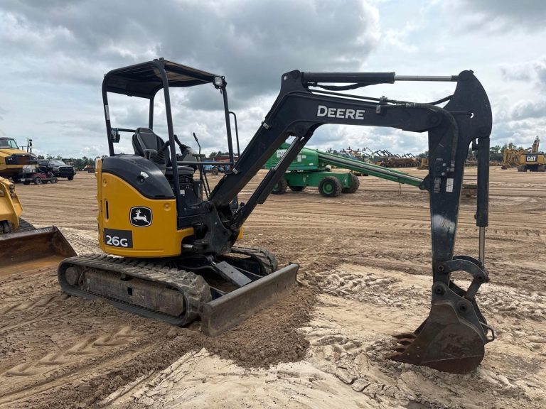 2022 Deere 26G 